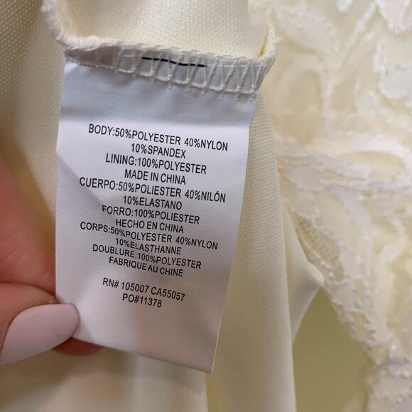 NWT MARINA white lace gown back cutout maxi side slit v-neck romantic 2689 - Picture 9 of 13